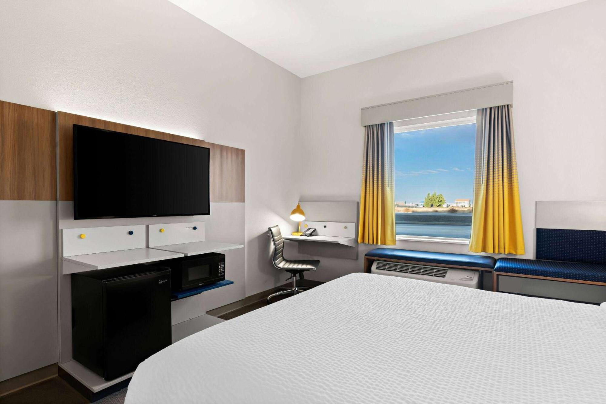 Holiday Inn Express & Suites George - Quincy South By Ihg Eksteriør bilde