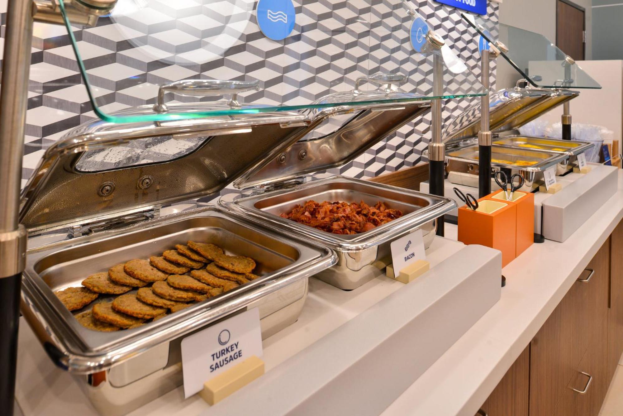 Holiday Inn Express & Suites George - Quincy South By Ihg Eksteriør bilde